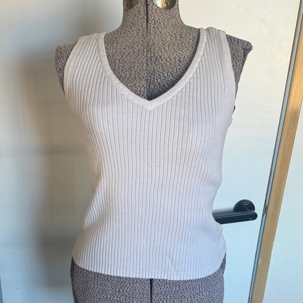 White Vintage Ribbed V-Neck Tank Top